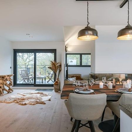 Huswell - Luxurious Apartment With Parking Бернем Екстер'єр фото