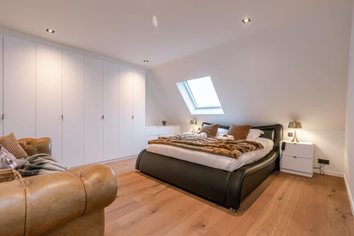 Huswell - Luxurious Apartment With Parking Бернем Екстер'єр фото