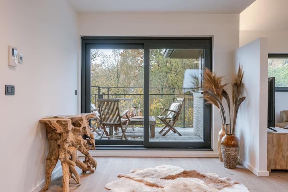 Huswell - Luxurious Apartment With Parking Бернем Екстер'єр фото